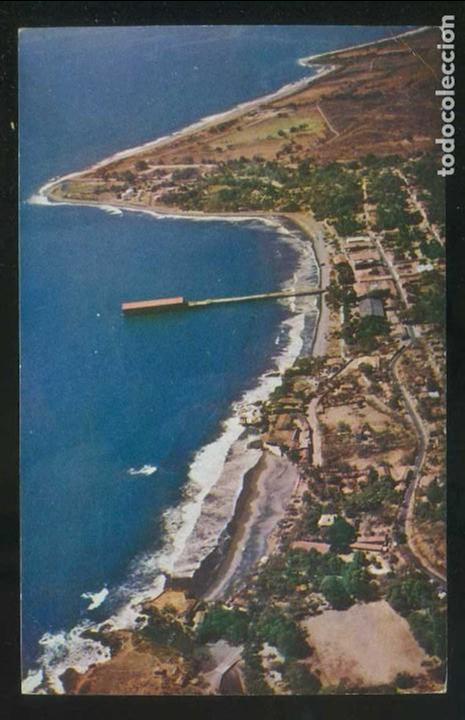 Postkarten: El Salvador. La Libertad. *Vista a&eacute;rea del puerto...* Circulada 1958.