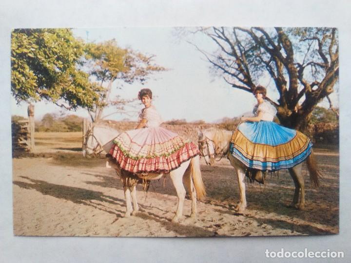 Cartoline: TARJETA POSTAL DE COSTA RICA. RUMBO AL PUEBLO. CONJUNTO FOLCL&Oacute;RICO DE 25 JULIO. 1966. LIBERIA U-97