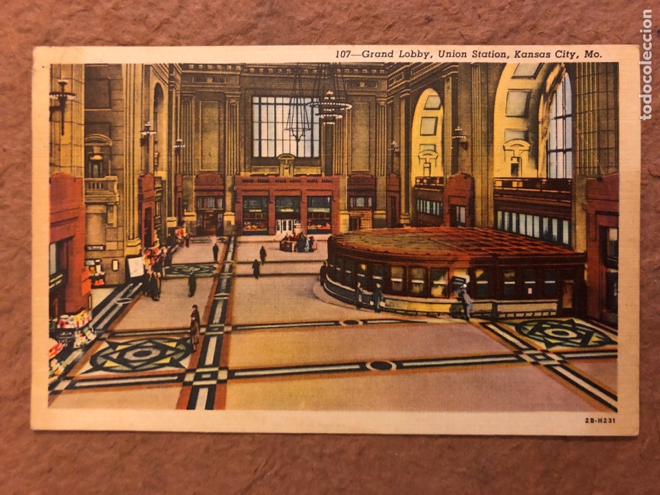 Cartes Postales: GRAND LOBBY, UNION STATION, KANSAS CITY (MO). POSTAL CIRCULADA EN 1950. COLOREADA.