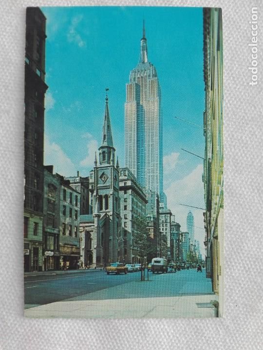 Cartes Postales: POSTAL2237 SIN USO 1964 - MANHATTAN DT-76794-B - NEW YORK CITY USA -FIFTH AVENUE - IGLESIA TAXI
