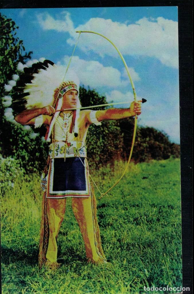 Postales: Walking Sky, son of Chief Poking Fire, Caughnawaga Indian Reserve Quebec Canada Sin circular A&ntilde;os 50