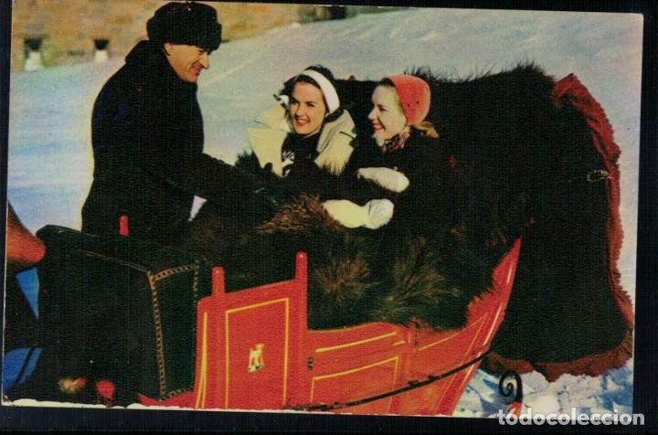 Postales: Winter sightseeing in Quebec Canada. Getting ready for a tour by Sleigh. Trineo / Circulada A&ntilde;os 50