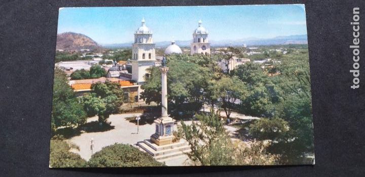 Cartoline: VENEZUELA-V51-SXXII-140X85mm.-VALENCIA-PLAZA BOLIVAR