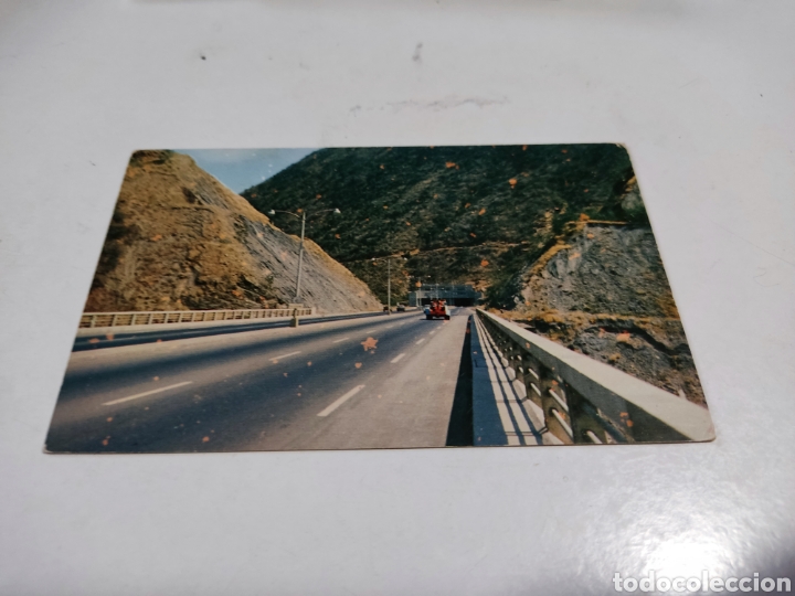 Postais: Postal tramo viaducto autopista Caracas