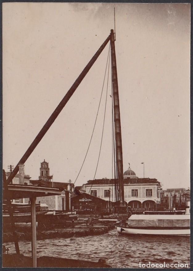 Postales: POS-219 CUBA CIRCA 1910 PHOTO VISTA DE LA MACHINA Y LA LONJA DEL COMERCIO 7,5 x11cm.