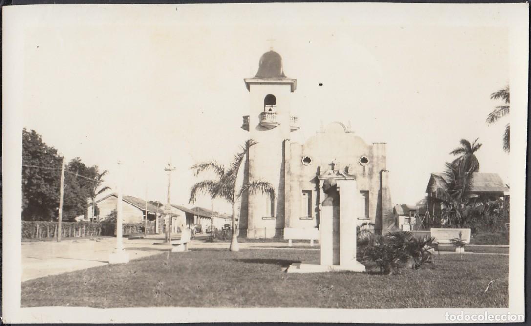 Cartes Postales: POS-360 CUBA PHOTOGRAPHIC POSTCARD PINES IS. CIRCA 1940. IGLESIA DE NUEVA GERONA. CHURCH. UNUSED.