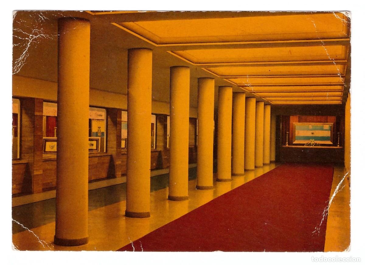 Postales: ARGENTINA &bull; ROSARIO &bull; SALA DE LAS BANDERAS EN EL INTERIOR DEL MONUMENTO
