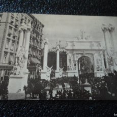 Postales: THE DEWEY ARCH IN FRONT OF THE FIFTH AVENUE HOTEL, 1899, REDITADA 1976