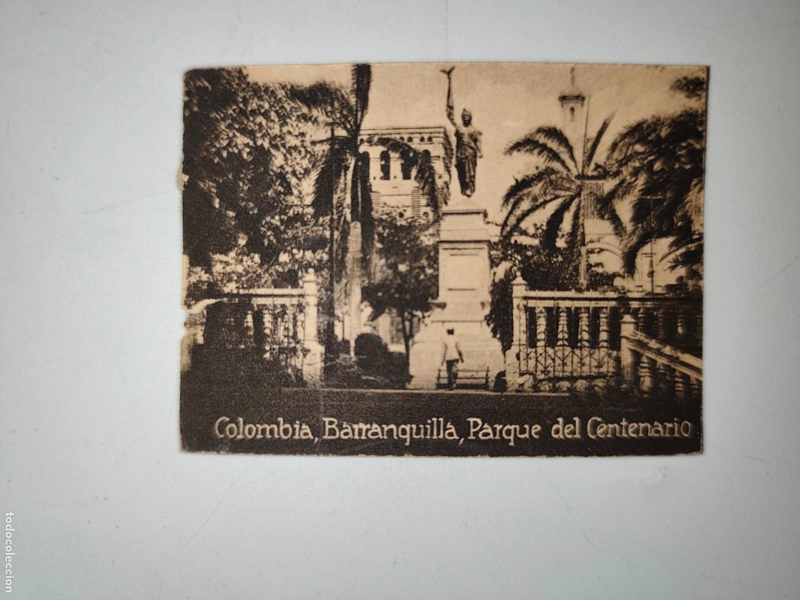 Cartoline: POSTAL ORIGINAL DECADA DE LOS A&Ntilde;OS 30. COLOMBIA, BARRANQUILLA, PARQUE DEL CENTENARIO. LEER