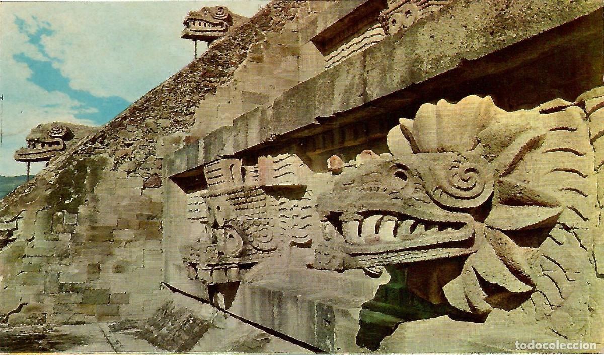 Postales: N&ordm; I078-En las pir&aacute;mides de San Juan Teotihuacan. Mexico. Escrita en 1966. EDITORIAL MEXICO