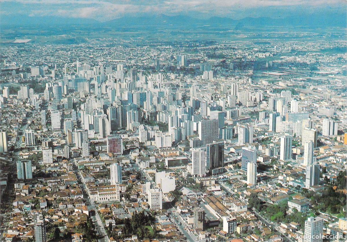Postales: Postal de Vista A&eacute;rea de Curitiba, Estado de Paran&aacute;, Brasil