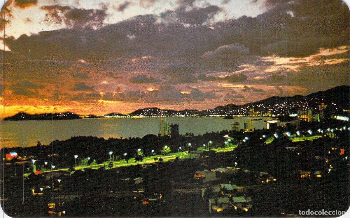 Postales: Postal de la Bah&iacute;a de Acapulco al Atardecer, Guerrero, M&eacute;xico