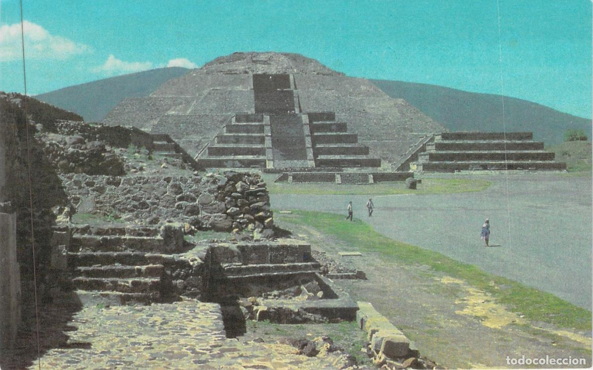Postales: Postal de la Plaza de la Luna y Pir&aacute;mide del Sol, Teotihuac&aacute;n, M&eacute;xico