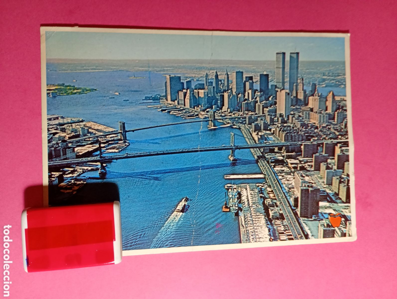 Postales: NEW YORK CITY MANHATTAN AND BROOKLYN BRIDGES 1981 VISTA TORRES GEMELAS CIRCULADA COLOR R1622