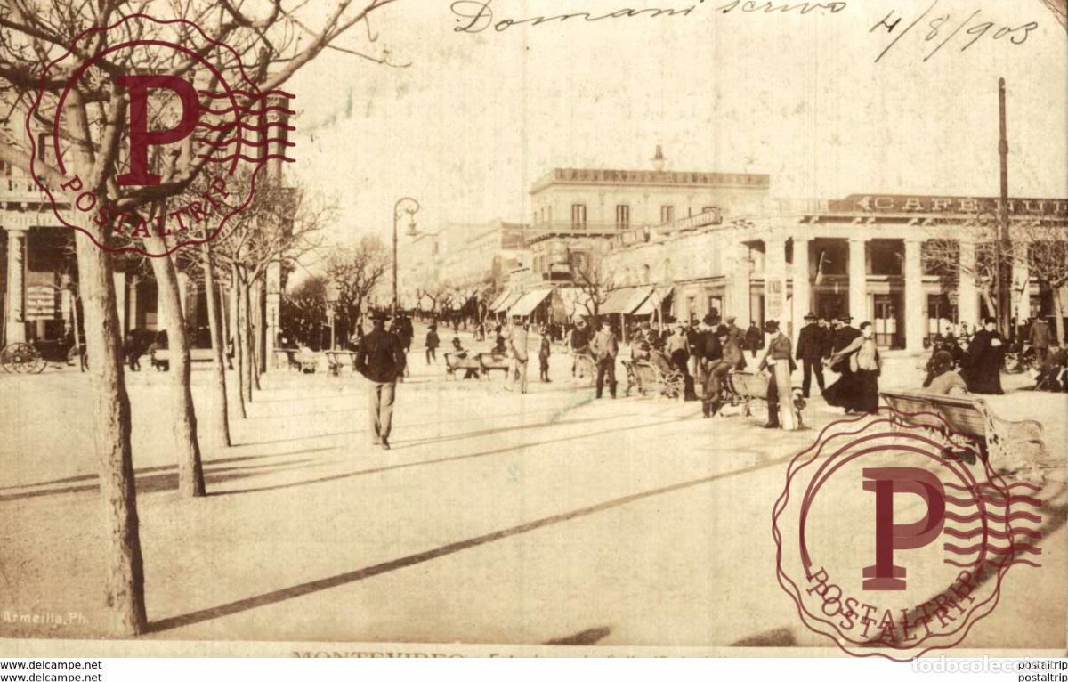 Postkarten: RPPC FOTOPOSTAL MONTEVIDEO - ENTRADA en LA CALLE 18 de JULIO URUGUAY