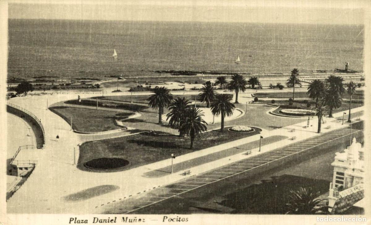 Postales: URUGUAY. MONTEVIDEO. POCITOS. PLAZA DANIEL MU&Ntilde;OZ RPPC FOTOGRAFICA