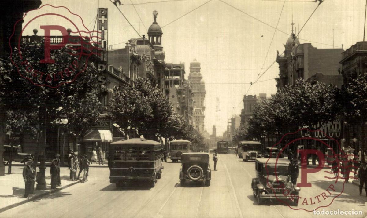 Postales: URUGUAY. MONTEVIDEO. AVENIDA 18 DE JULIO. RPPC. FOTOGRAFICA. OFICINA MUNICIPAL DE PROPAGANDA E INFOO