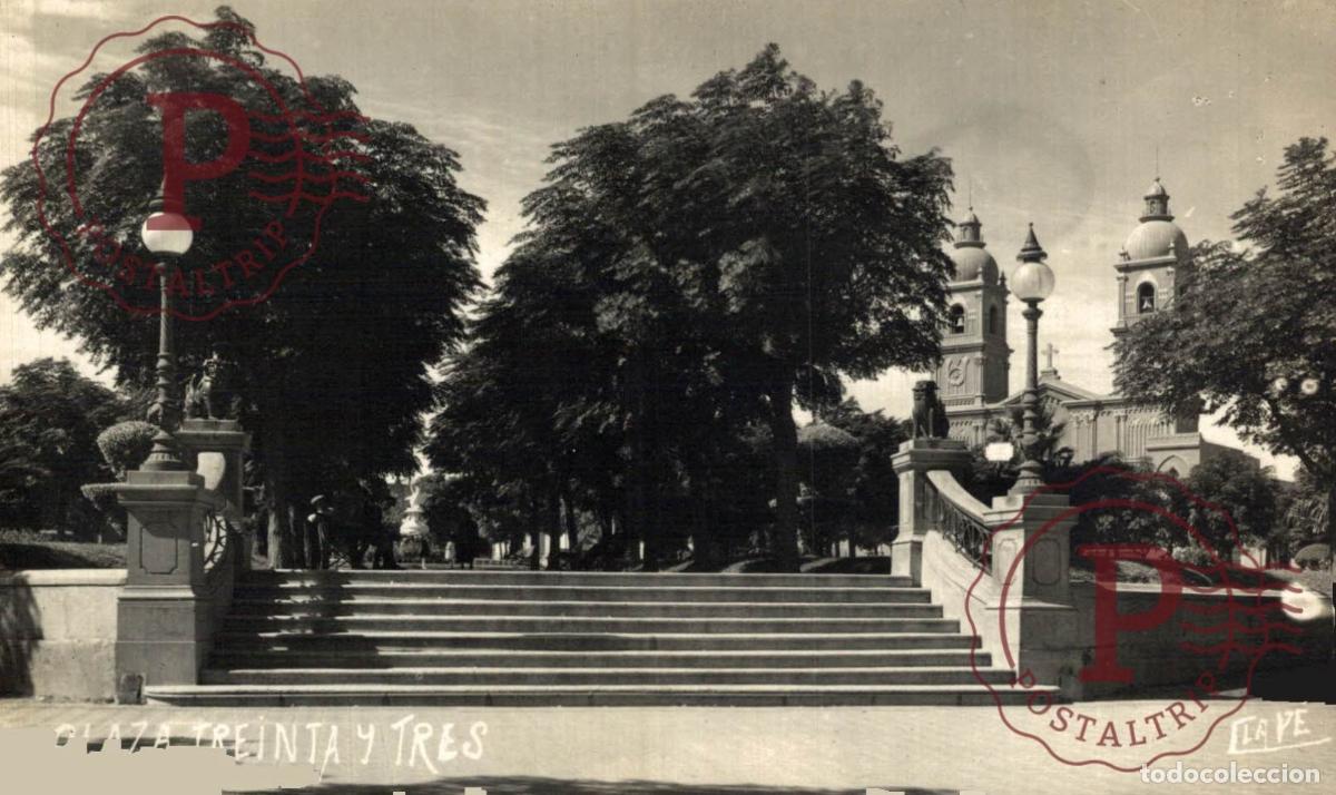 Postales: URUGUAY. SALTO R. O. PLAZA TREINTA Y TRES. RPPC. FOTOGRAFICA, REAL PHOTO.
