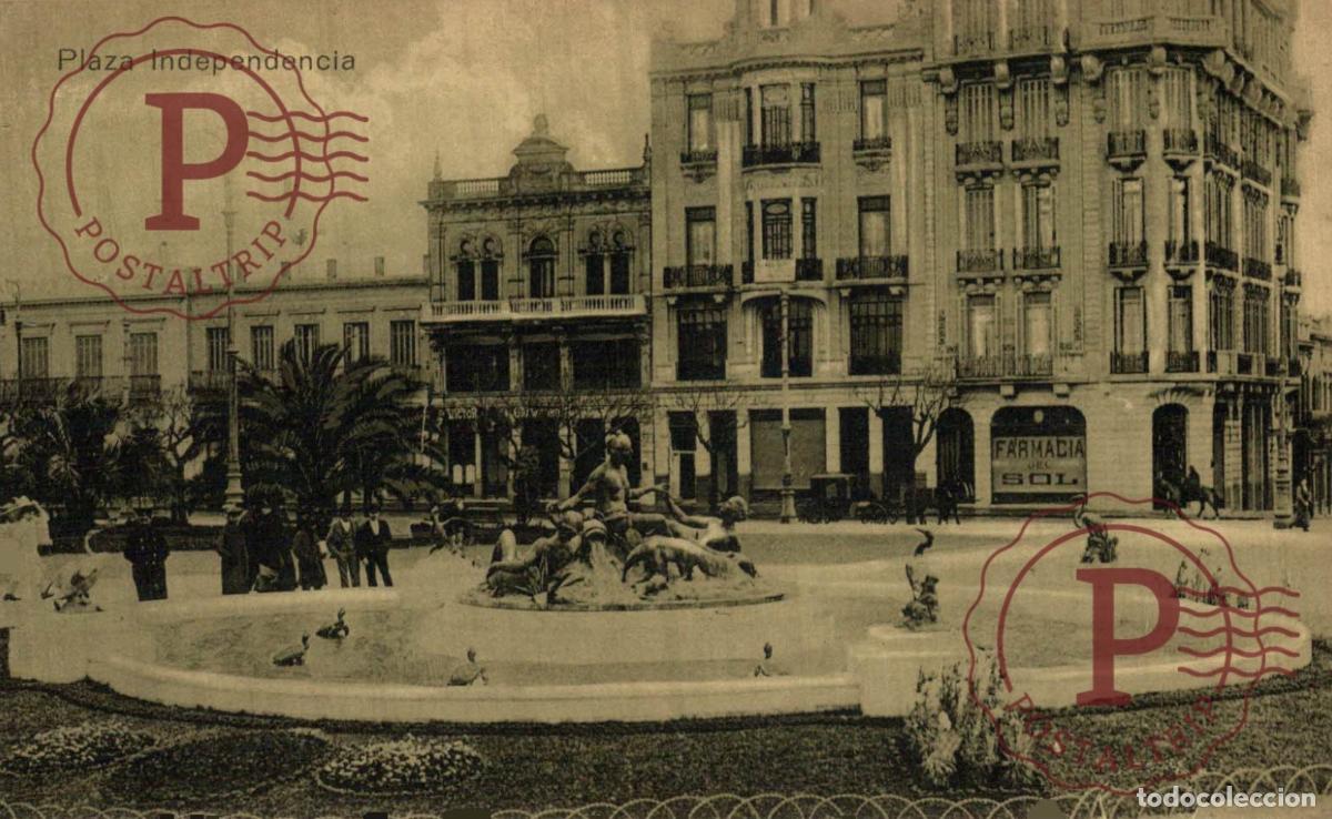 Postales: URUGUAY. MONTEVIDEO. PLAZA INDEPENDENCIA. FARMACIA SOL.
