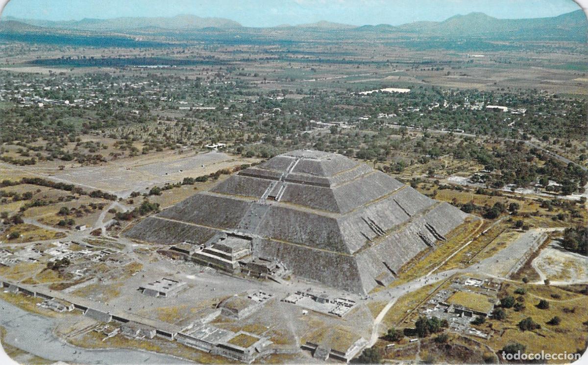 Postales: Postal Vista A&eacute;rea de la Pir&aacute;mide del Sol, Teotihuac&aacute;n