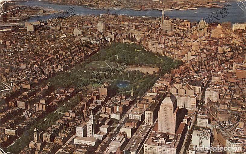 Postales: Vista a&eacute;rea de Boston (Estados Unidos), a&ntilde;os 50 - Sin circular