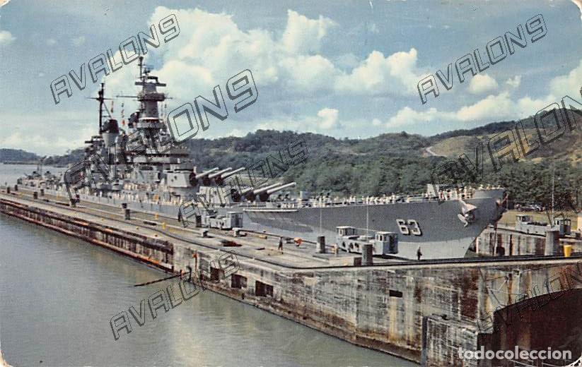 Postales: El famoso Acorazado U.S.S. Missouri entrando en las esclusas del Canal de Panam&aacute;, a&ntilde;os 60