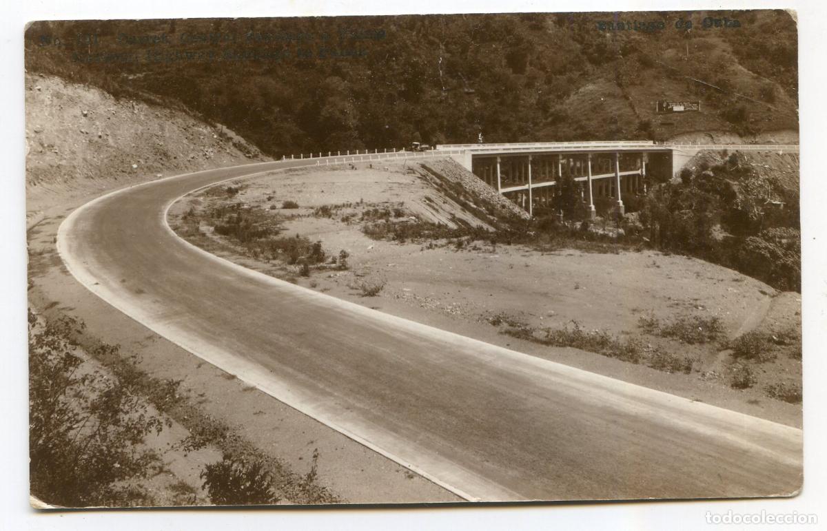 Postales: Cuba. Fotopostal. Curva de la carretera central que atraviesa la isla. Enviada desde Santiago 1931