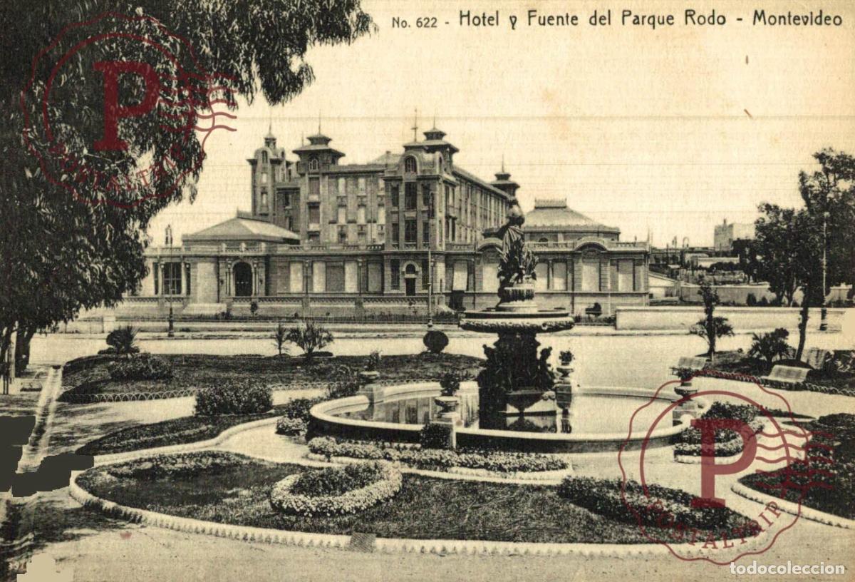 Postales: URUGUAY. MONTEVIDEO. HOTEL Y FUENTE DEL PARQUE RODO