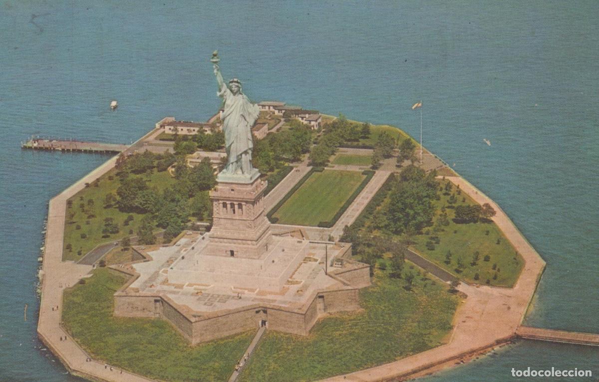 Postales: USA New York Statue of Liberty Aerial View Iconic Landmark *YAE016