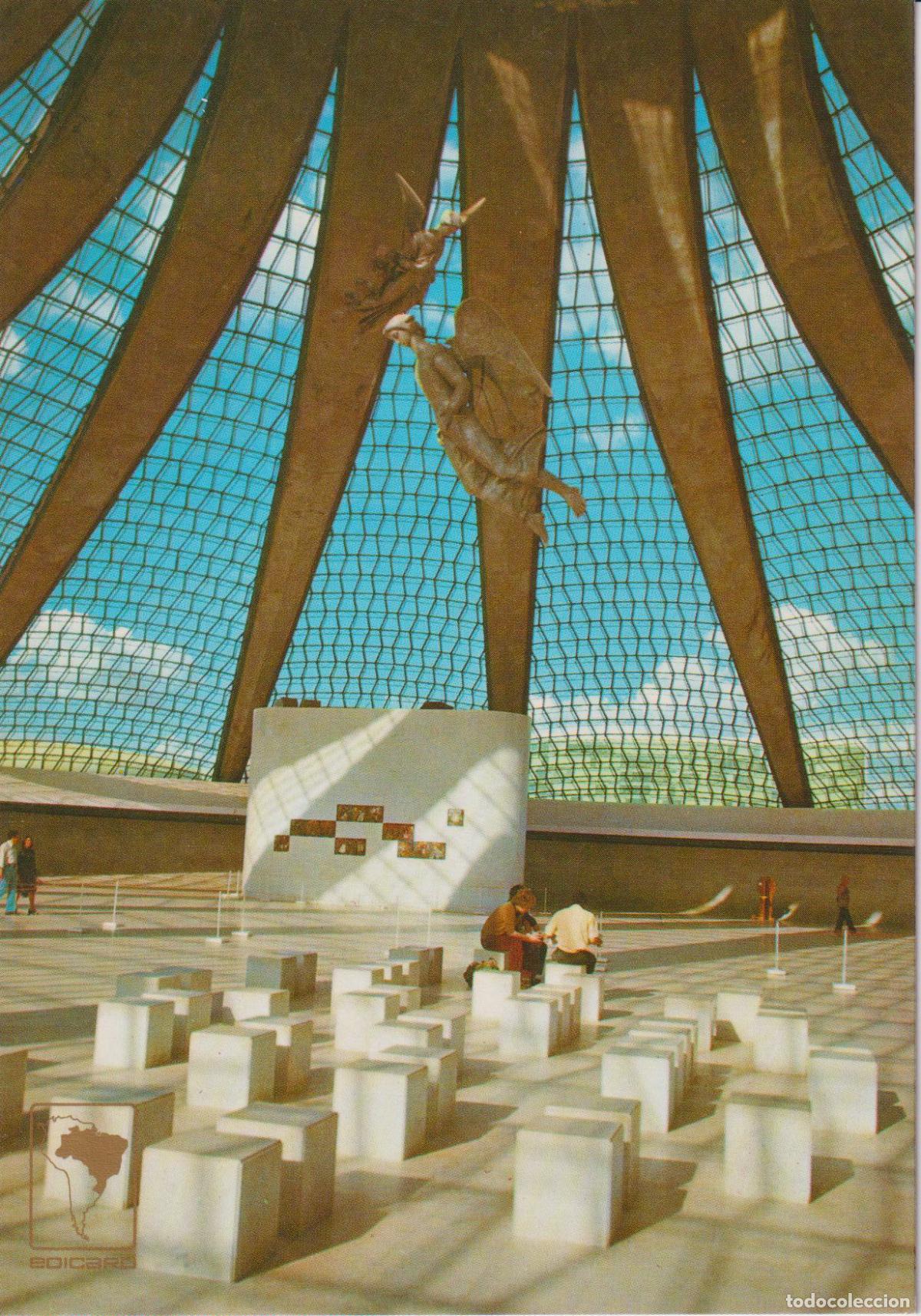 Postales: BRASIL, BRASILIA, INTERIOR DE LA CATEDRAL - ED.EUROCARD - S/C
