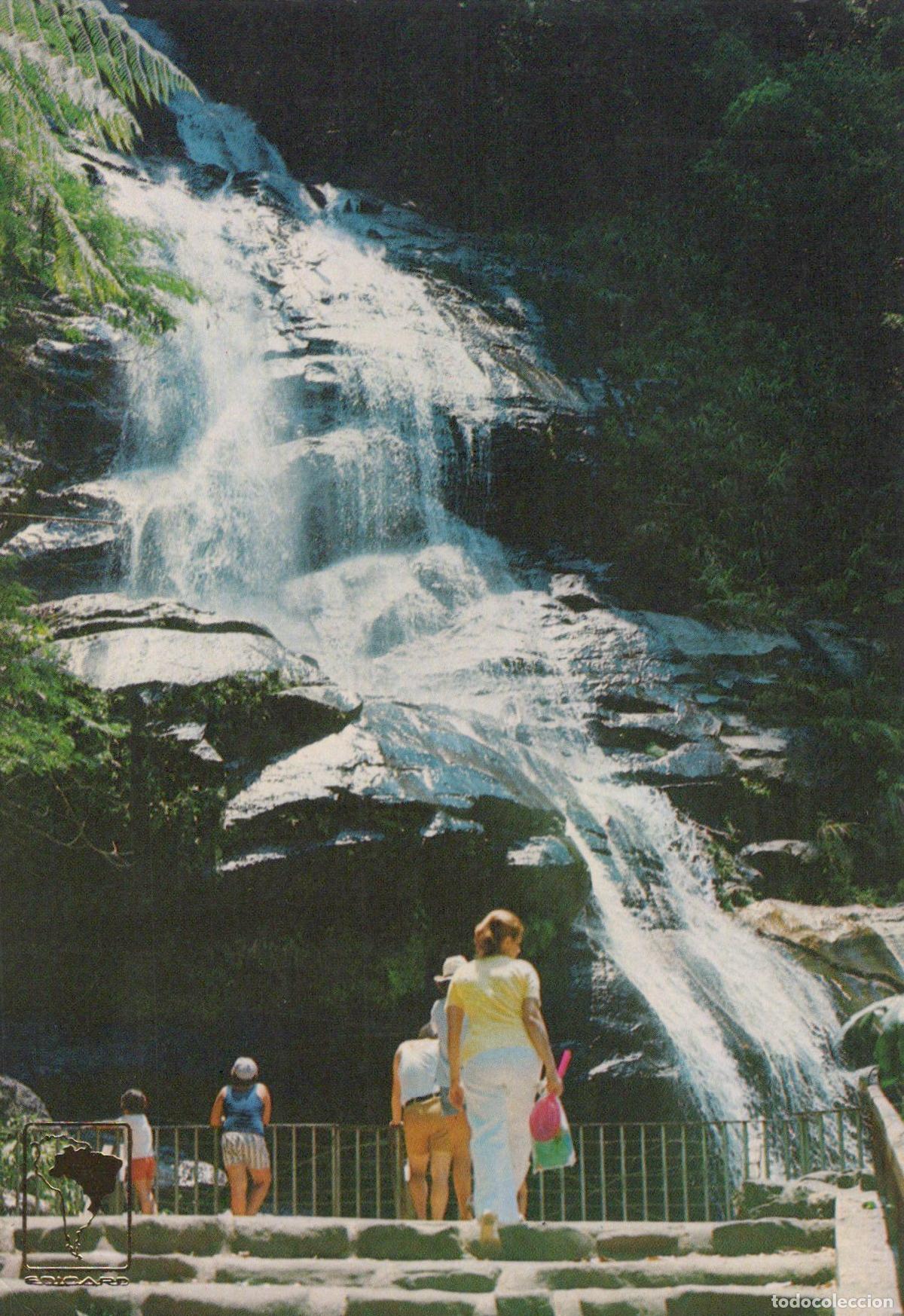 Postales: Brazil Rio de Janeiro Cascatinha Do Taunay Waterfall With Tourists *YAM057