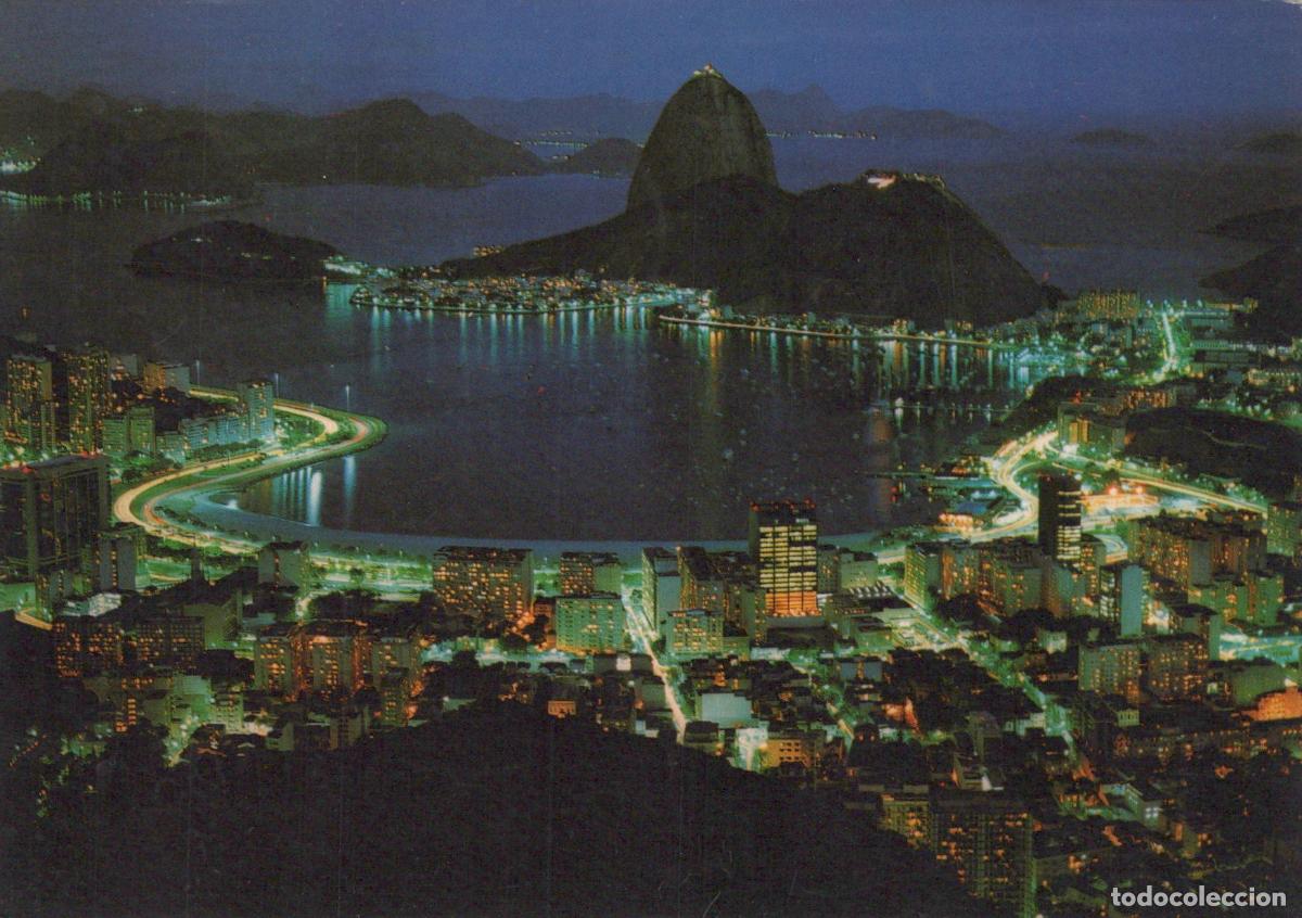 Postales: Brazil Rio de Janeiro Night View of Guanabara Bay With Sugarloaf *YAM427