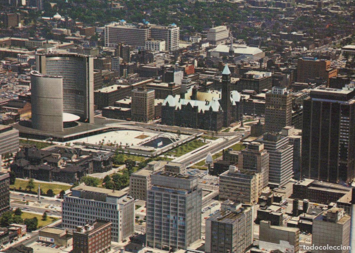 Postales: Canada Toronto Aerial View of City Hall and Nathan Phillips Unposted *YAR566
