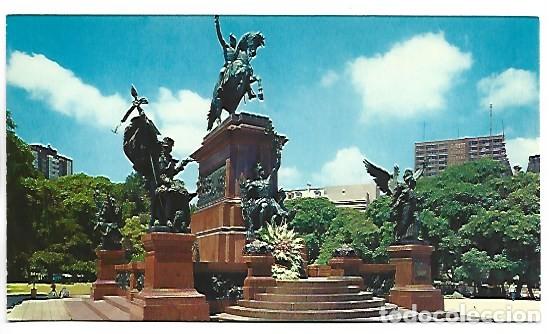 Postales: PLAZA SAN MARTIN Y MONUMENTO AL LIBERTADOR.- BUENOS AIRES / ARGENTINA