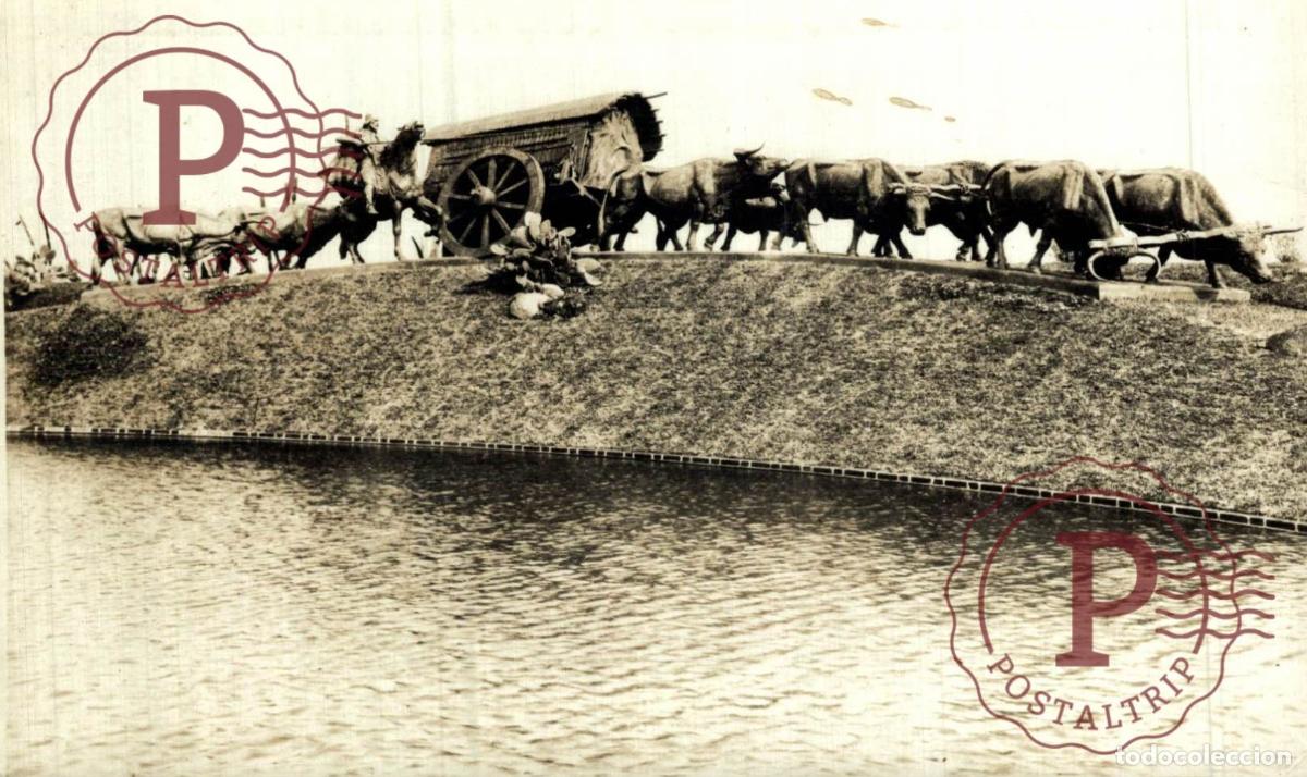 Postales: URUGUAY. Montevideo RPPC La Carreta Escultor Jos&eacute; Belloni Parque Batlle Ed Municipal FOTOGRAFICA