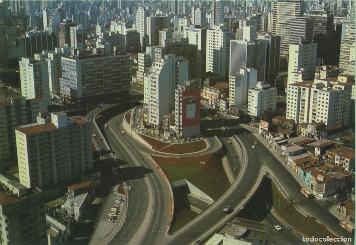 Postales: N&ordm; 59 SAO PAULO. Brasil tur&iacute;stico. Vista a&eacute;rea de la circunvalaci&oacute;n de la calle Consola&ccedil;ao con la av