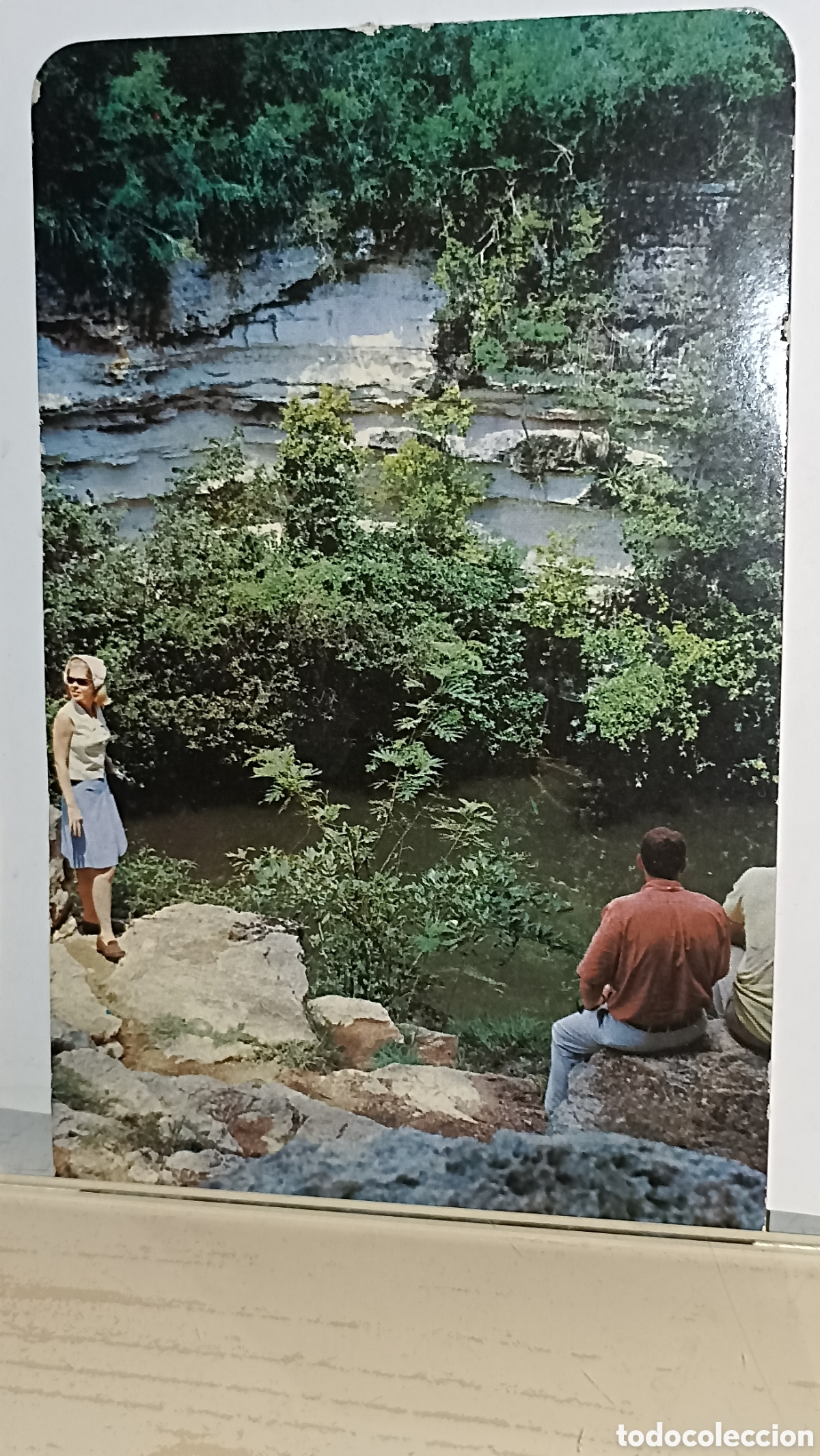 Postales: Un postal usado el cenote sagrado M&eacute;xico
