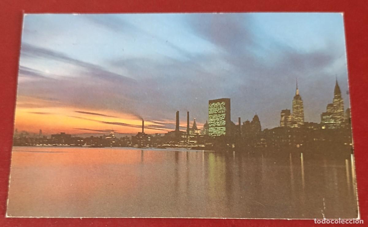 Postales: TARJETA POSTAL MANHATTAN - EDIFICIO SECRETARIA ORGANIZACI&Oacute;N NACIONES UNIDAS 1950- EU