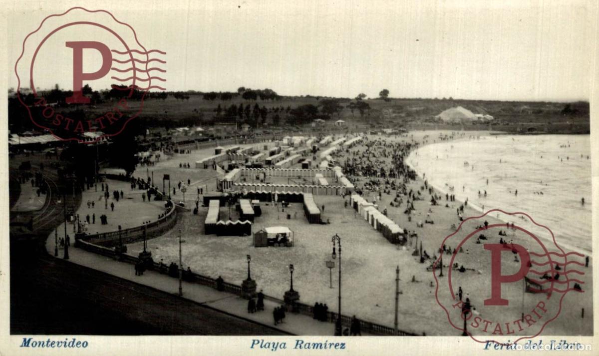 Postales: URUGUAY MONTEVIDEO PLAYA RAMIREZ FERIA DEL LIBRO RPPC AGFA FOTOGRAFICA