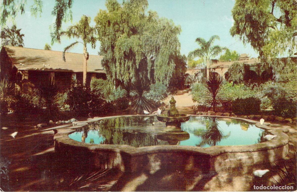 Postcards: Postal de la Misi&oacute;n de San Juan Capistrano en California