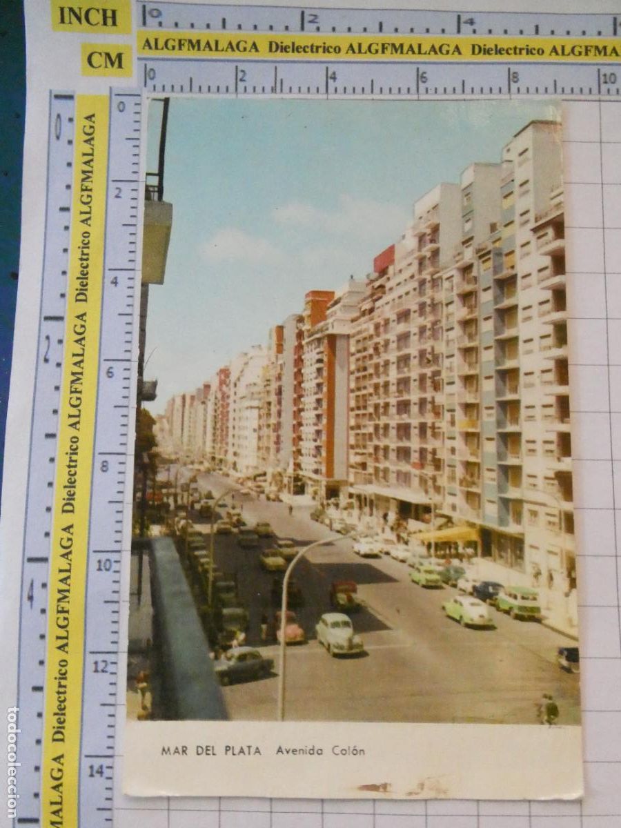 Postais: POSTAL DE ARGENTINA. A&Ntilde;OS 50. MAR DEL PLATA AVENIDA COL&Oacute;N COCHES. 336