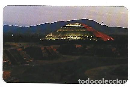 Postales: NOCTURNA DE LA PLAZA DE LA LUNA Y PIRAMIDE DEL SOL.- TEOTIHUACAN / MEXICO
