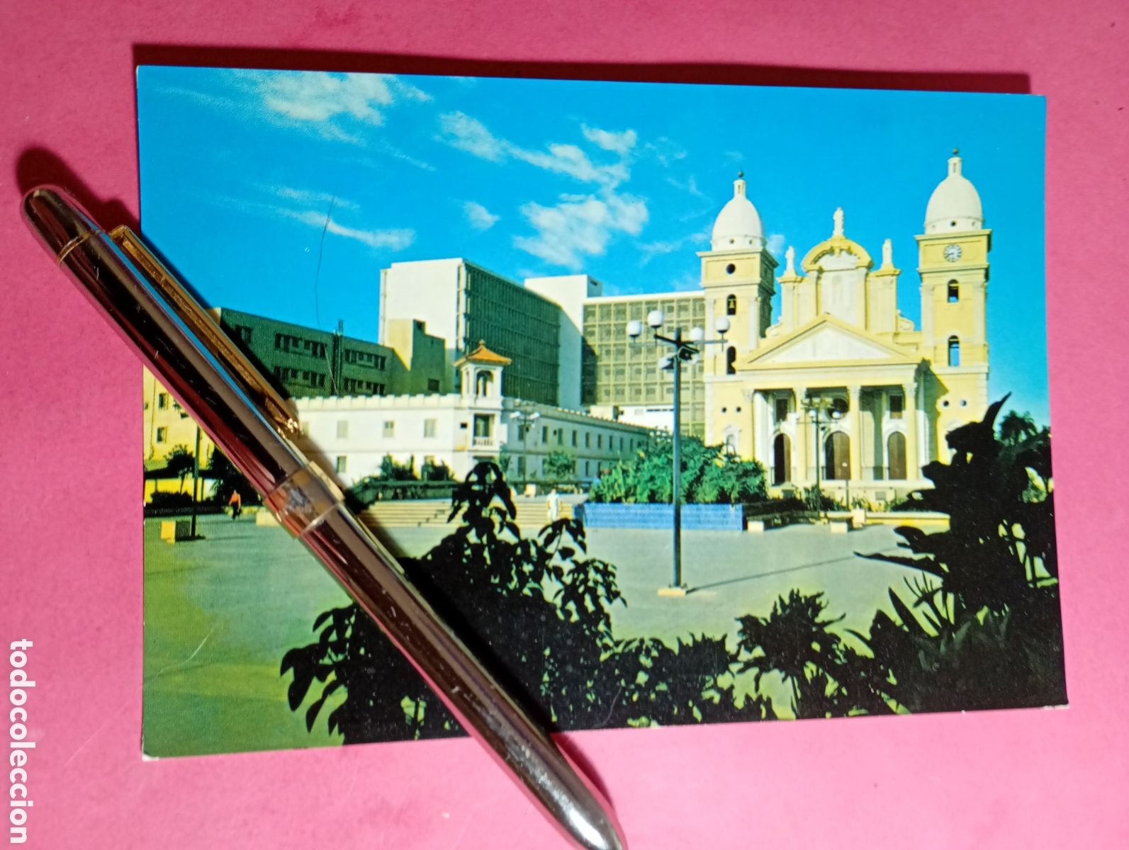 Postales: MARACAIBO PZA. Y BASILICA NTRA. SRA. DE CHIQUINQUIRA VEBEZUELA detalles en fotos