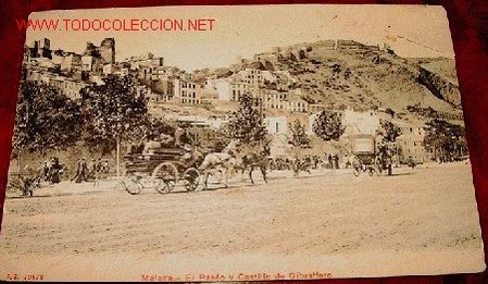 Postales: ANTIGUA POSTAL DE MALAGA - EL PASEO Y CASTILLO DE GIBRALFARO - CIRCULADA 1942