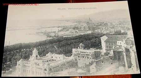 Postales: ANTIGUA POSTAL DE MALAGA - VISTA PARCIAL DE LA CIUDAD