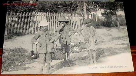Postales: ANTIGUA POSTAL DE MALAGA - VENDEDORES DE PESCADO