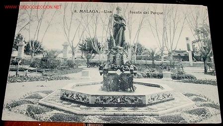 Postales: ANTIGUA POSTAL DE MALAGA - UNA FUENTE DEL PARQUE