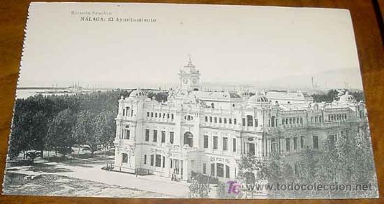 Postales: ANTIGUA POSTAL DE MALAGA. EL AYUNTAMENTO -  HAUSER Y MENET - SIN CIRCULAR