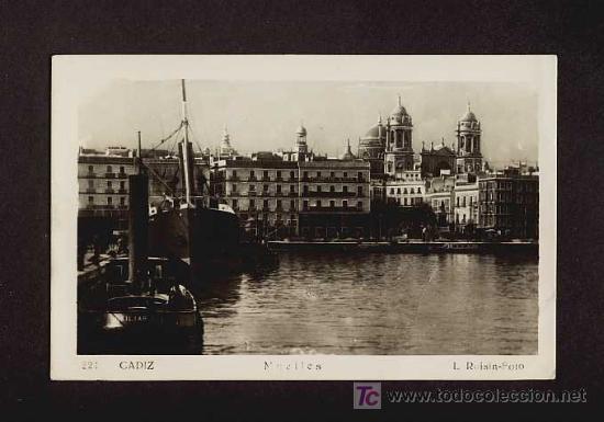 Postales: Postal  de CADIZ: Muelles (Roisin num.224?) (barcos)