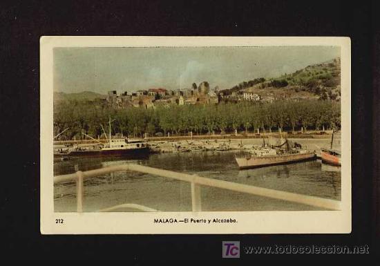 Postales: Postal de MALAGA: El puerto y Alcazaba. Barcos (Arribas num.212)